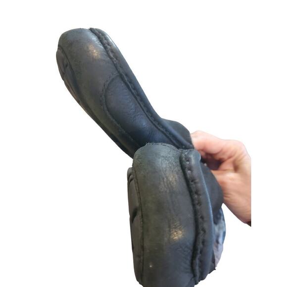 Mens Ugg slippers black with gray shearling size 7 - Picture 7 of 9